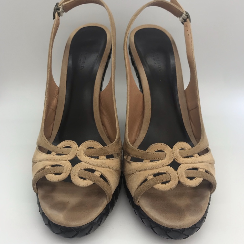 Beautiful Bottega Veneta Wedges 39 1/2